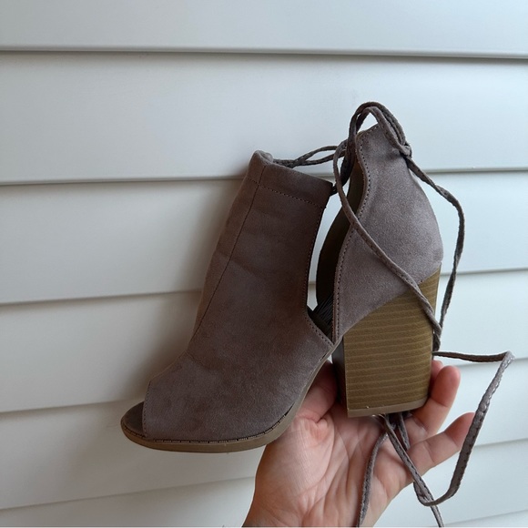 Taupe Peep Toe Boot Chunky Heel Shoes - Picture 2 of 7